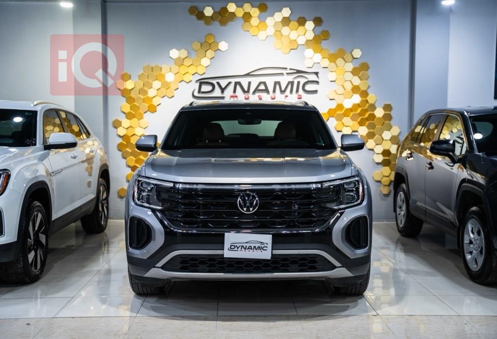 https://cdn.iqcars.ioc0c5ded0-464a-43a2-b264-233ac0d47e5c_0.jpg